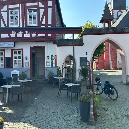 Kirchberg Apartment *